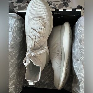 Lululemon used sneakers